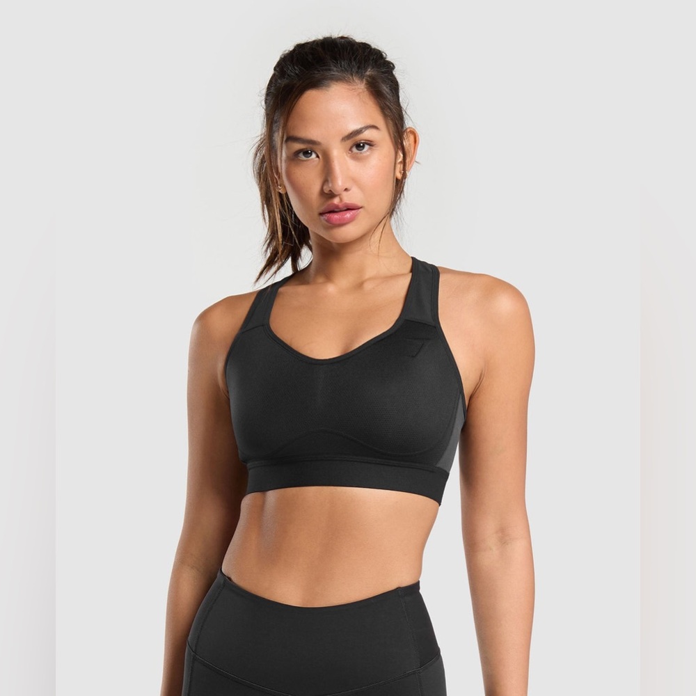 Gymshark Lightweight High Support Sports Bra Black Size Medium